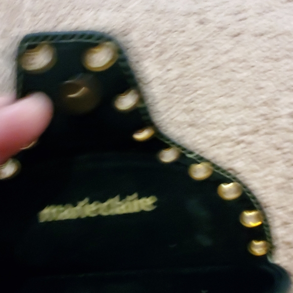 Sun glasses - Picture 4 of 4